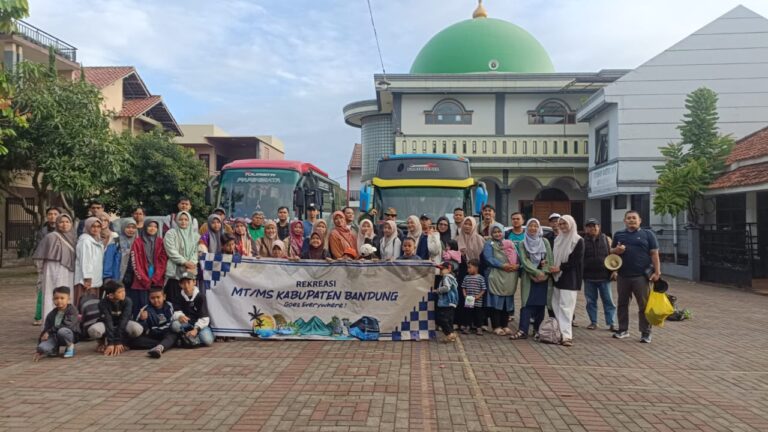 PC LDII Margaasih: 70 Orang Dai Daiyah Refreshing ke Ciater Subang