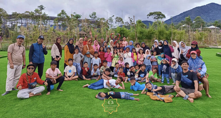 Yayasan Mambaul Huda Akhiri Asrama Pengajian dengan Refreshing di Akhir Tahun