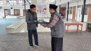 berita baik distribusi kalender ldii 2025 pc cicalengka (2)