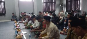 PC LDII Kecamatan Jatiluhur Pererat Ukhuwah Islamiyah dengan Menghadiri Pengajian Isra Mi’raj di Kantor Kecamatan