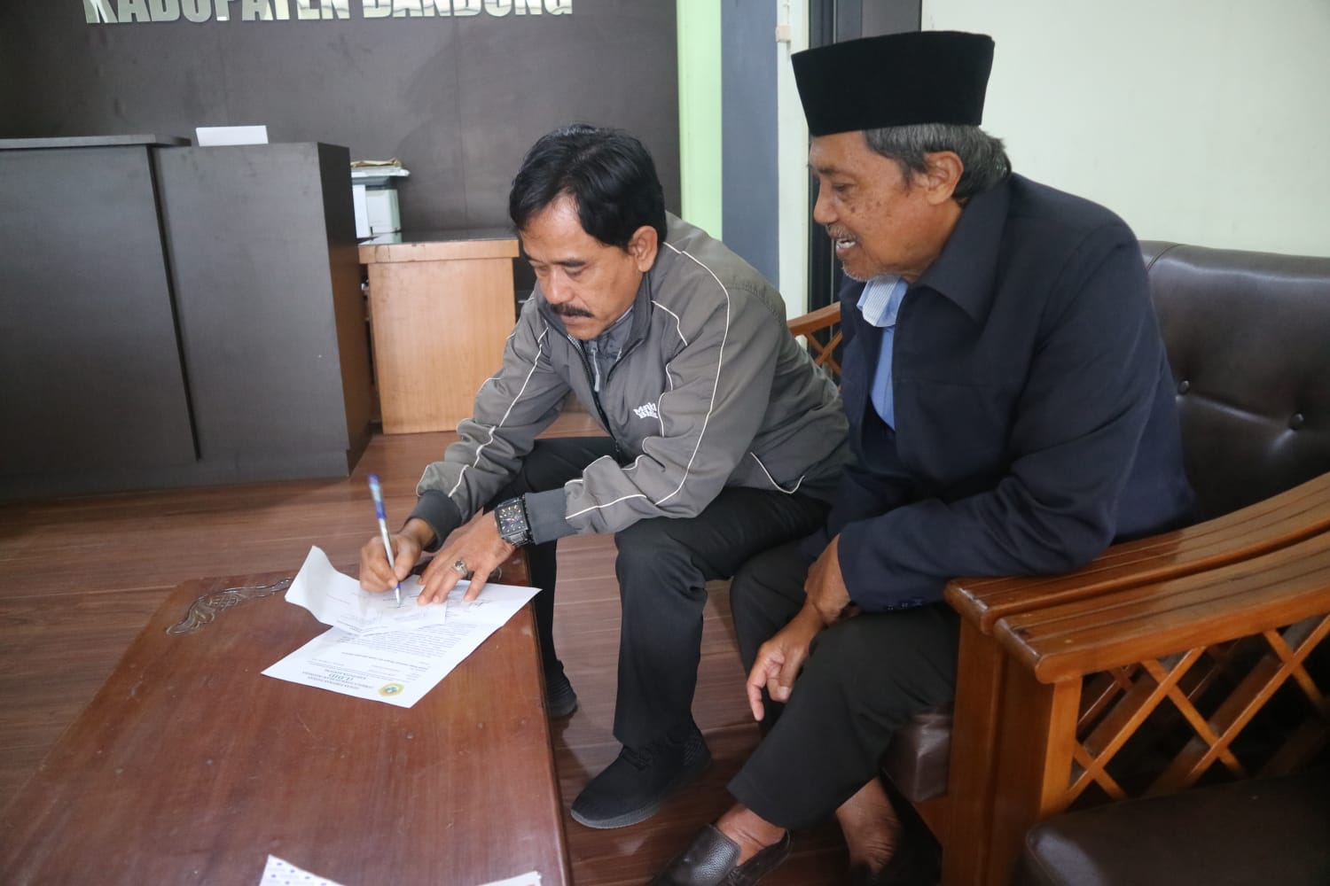 DPD LDII Kabupaten Bandung Perkuat Komunikasi, Karya, dan Kontribusi melalui Kunjungan ke Kodim 0624 dan Kesbangpol