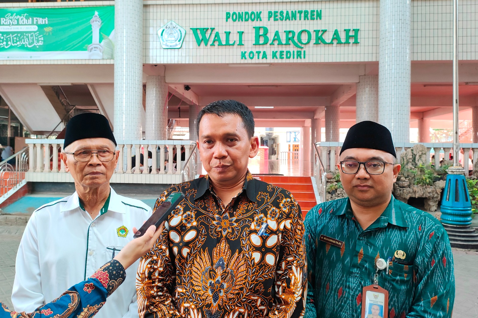 Kadinkes Jatim Kunjungi Ponpes Wali Barokah Kediri, Soroti ILP dan Poskestren Sehat