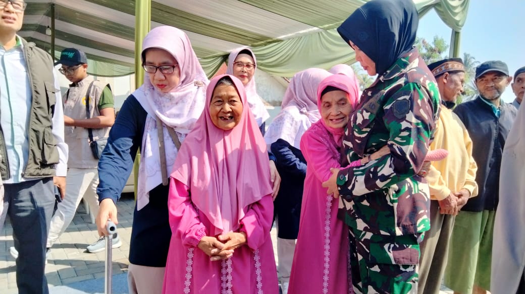 Pac mekarrahayu turut mendukung bakti lansia ldii kabupaten bandung (6)