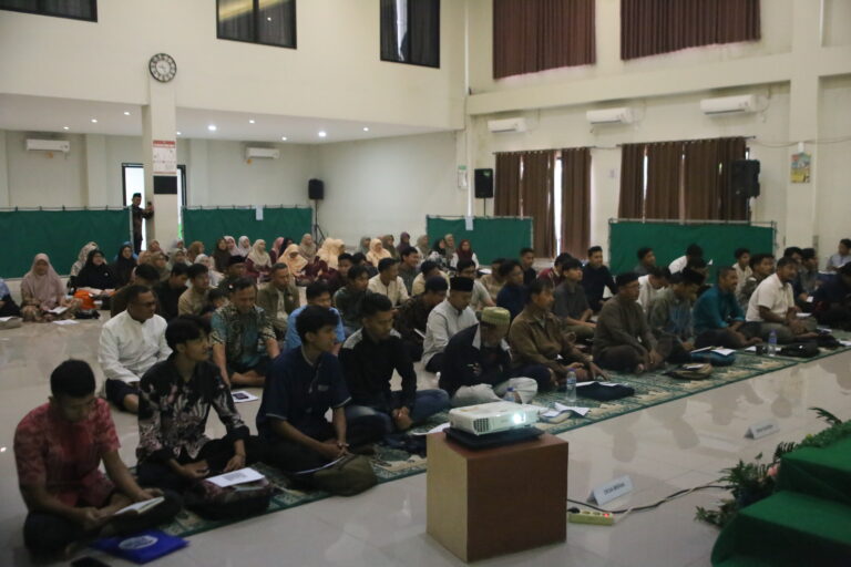 Para peserta - DPW LDII Banten Gelar Pelatihan Tilawati untuk Guru Ngaji