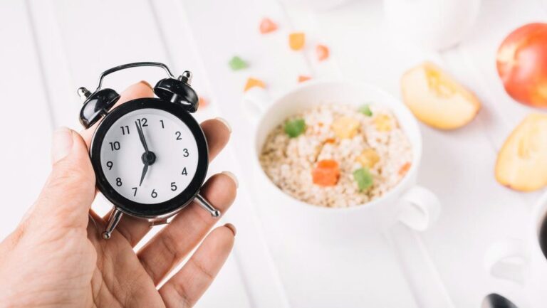7 Fakta Medis Seputar Makan Malam: Masih Takut Gemuk? Cek Dulu Penjelasan Dokternya