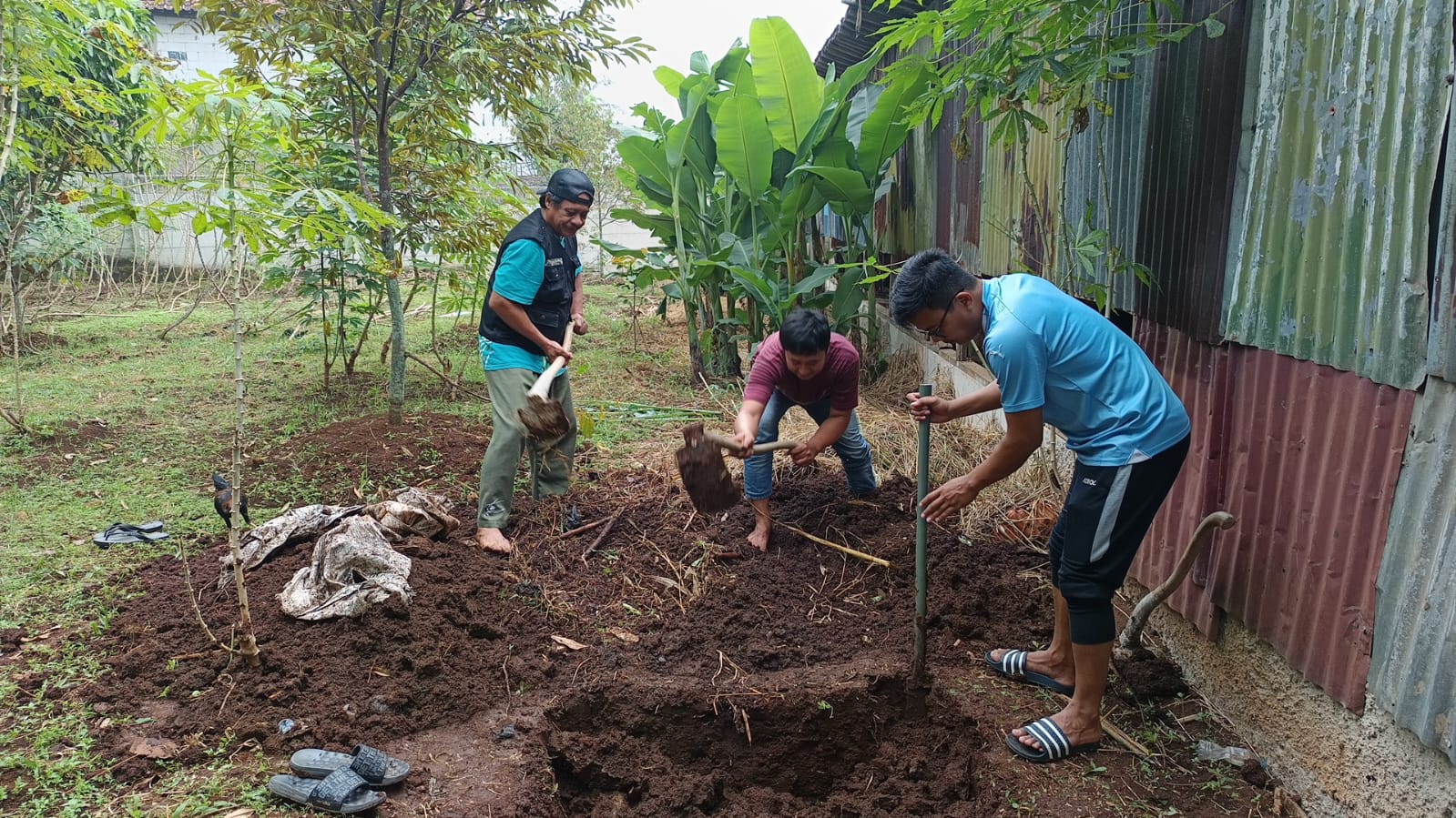 Pc ldii soreang bersih bersih lokasi penyembelihan hewan kurban