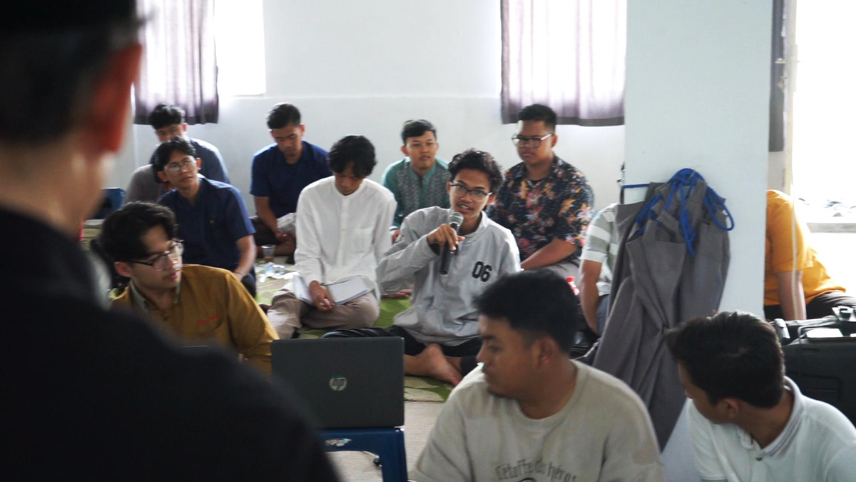 Pemateri dan peserta interaktif