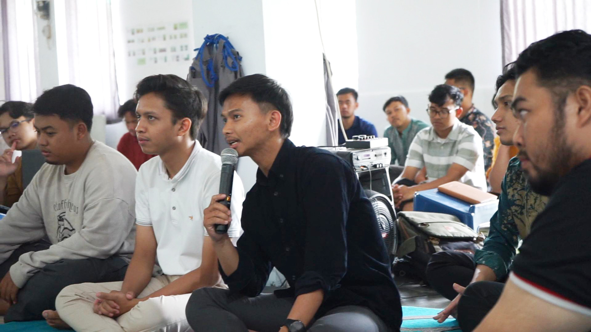 Peserta semangat dan aktif hingga usai