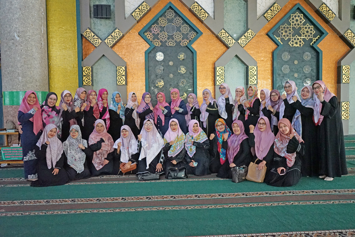 Foto bersama mtw al fathu dengan ppkk ldii kab bandung