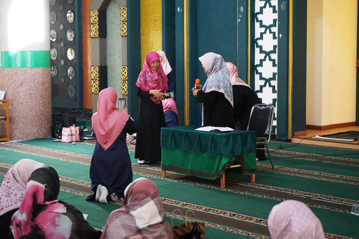 Interaksi narasumber dan peserta