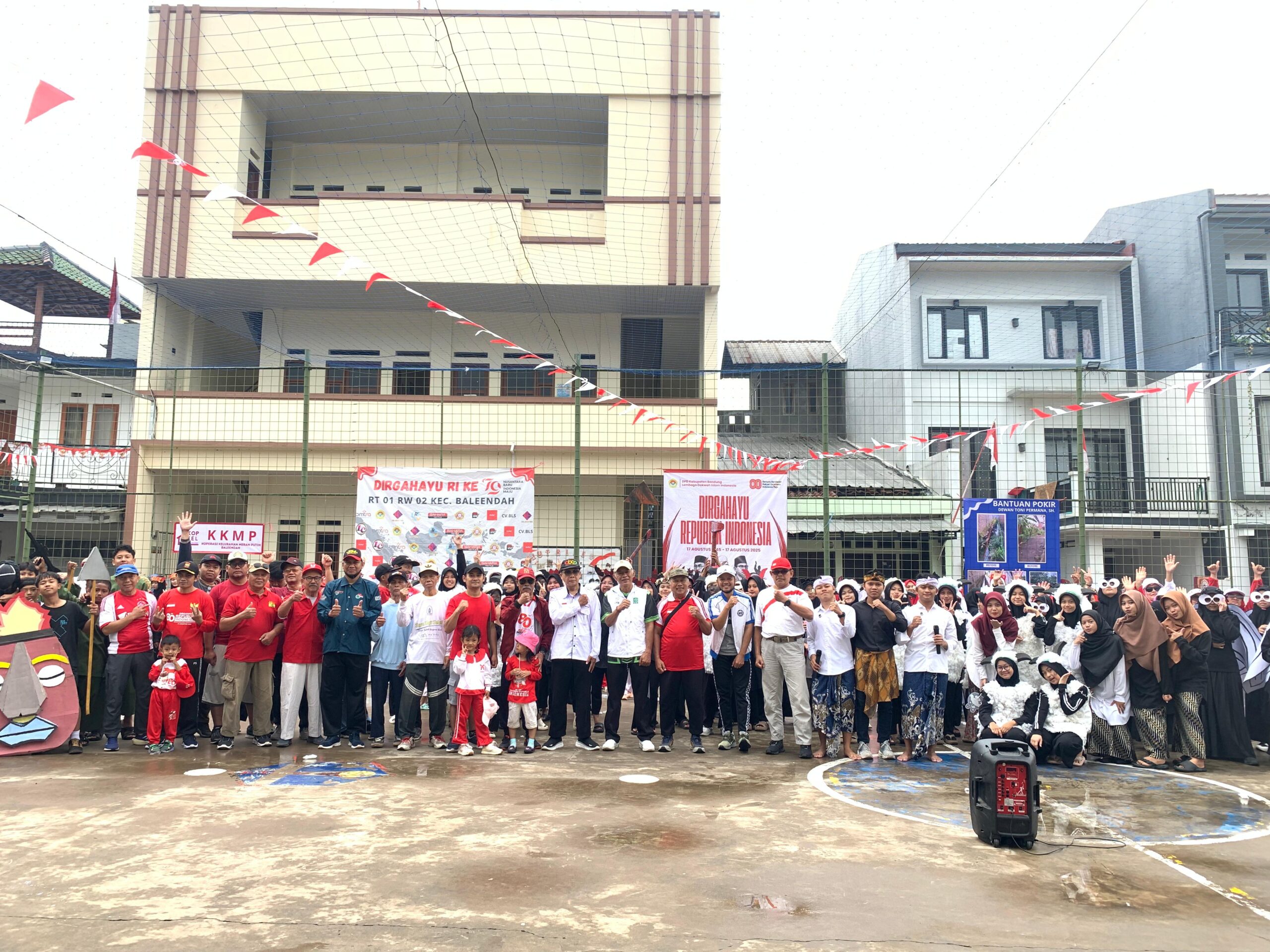 Acara sesi pagi resmi dibuka oleh h. tarya witarsa, s.ag, ketua komisi c dprd kabupaten bandung (1)