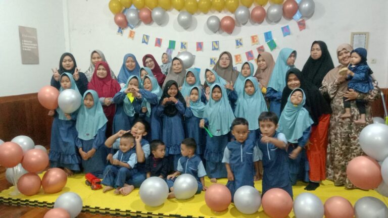 LDII Rancaekek Kencana Bagikan Rapor KBM Cabe Rawit 29 Karakter Luhur, Sekaligus Gelar Pengajian Ibu-ibu