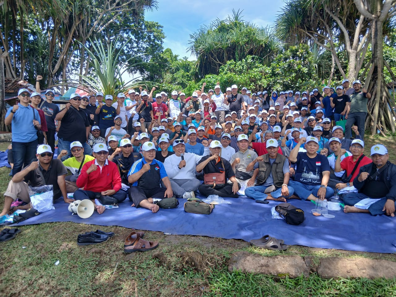 129 Pengurus LDII Kabupaten Bandung Perkuat Kekompakan dan Tupoksi Lewat Gathering Capacity Building di Batu Hiu Pangandaran