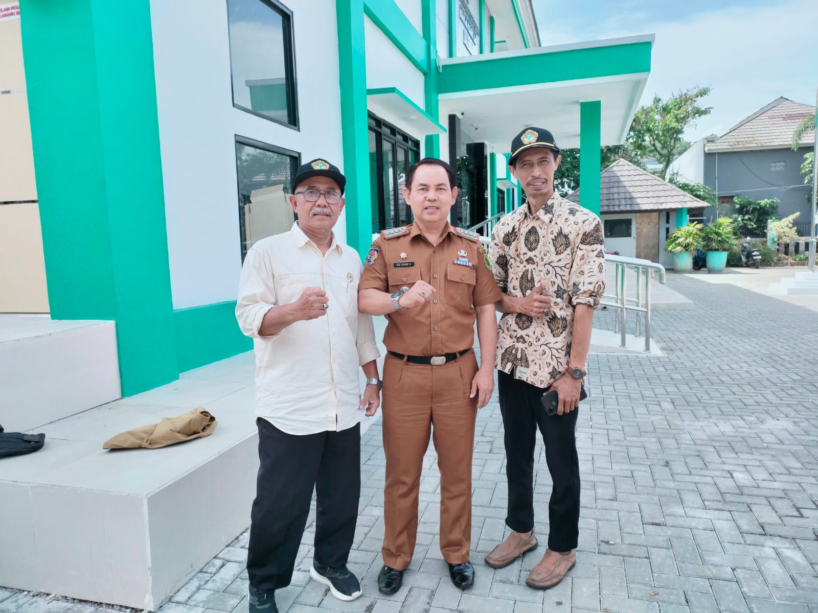 PC LDII Baleendah Silaturahim dengan Forkopimcam, Serahkan Kalender 2026 dan Majalah Nuansa (4)