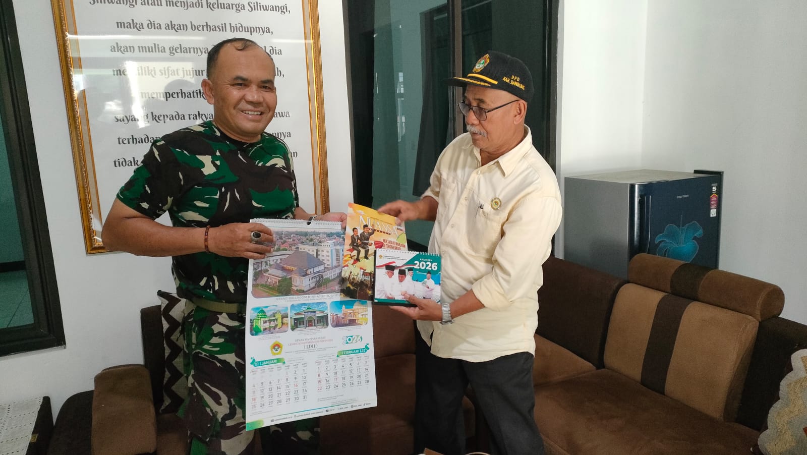 PC LDII Baleendah Silaturahim dengan Forkopimcam, Serahkan Kalender 2026 dan Majalah Nuansa (6)
