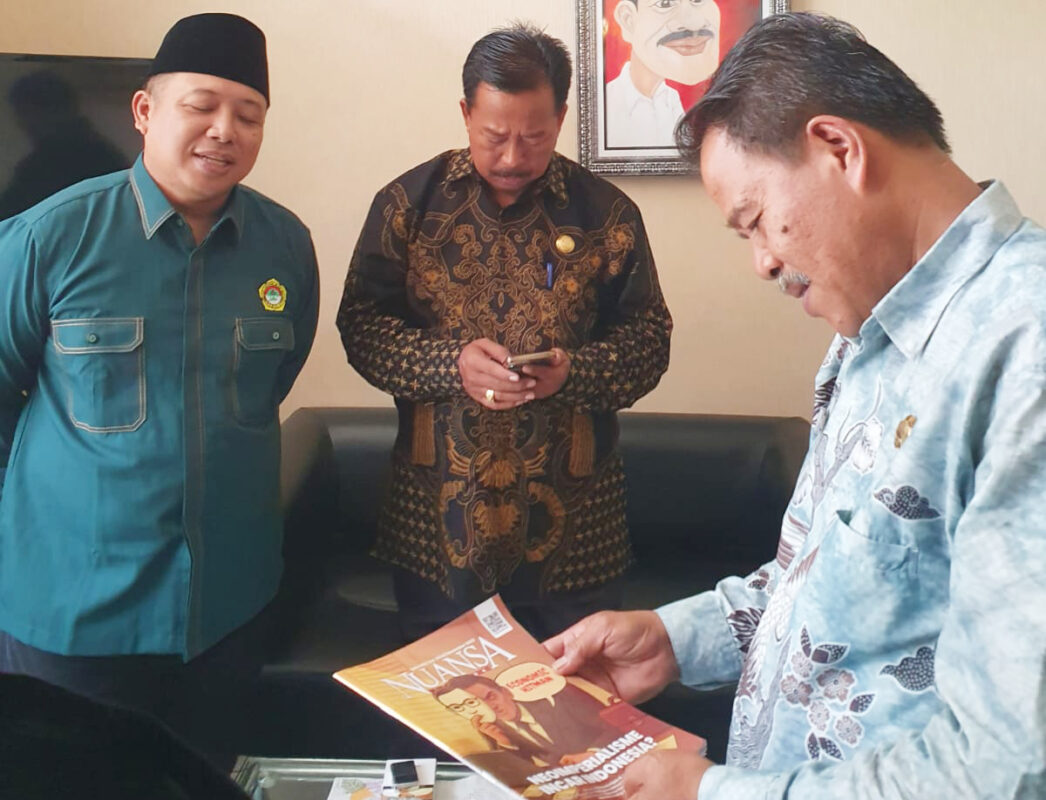 Sosialisasi Majalah Nuansa oleh Arif Nurul Iman kepada Kemenag