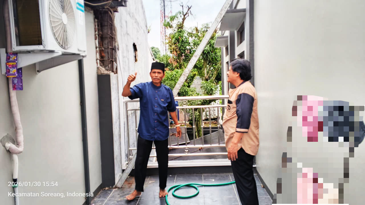 Usman Ali Menengok perkembangan Masjid Raudhatul Jannah