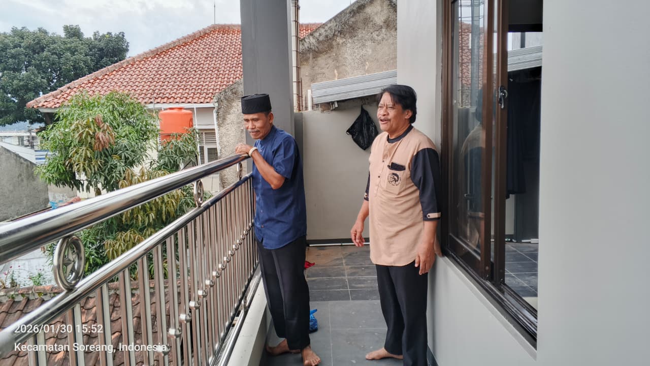 Usman Ali Menengok perkembangan Masjid Raudhatul Jannah