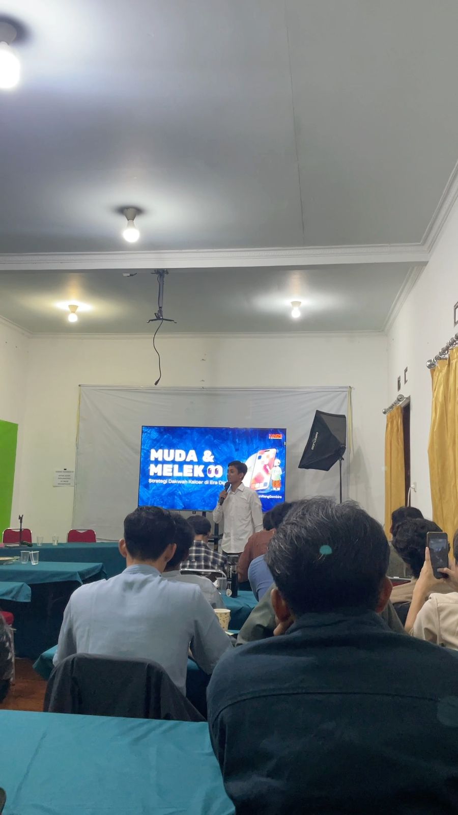 4ca4a63b ff5a 4e9b b103 d168b58c03cc