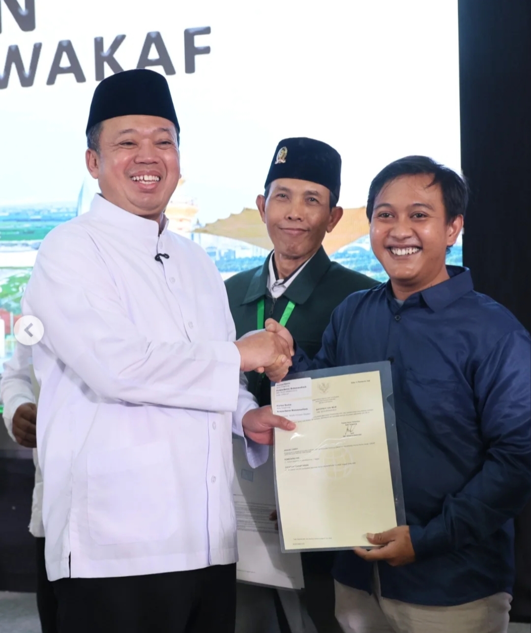 Foto bersama Nusron Wahid Menteri ATR (LINES)