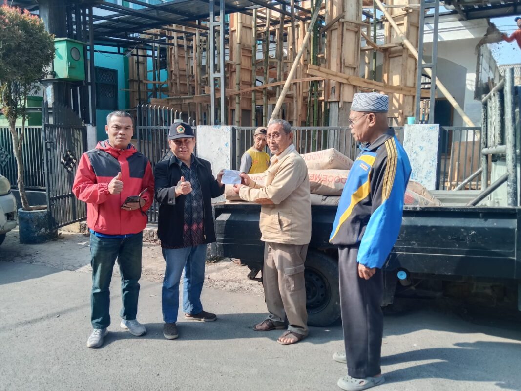 DPD LDII Kabupaten Bandung Bersama PC Pangalengan Salurkan Bantuan untuk Pembangunan Masjid Al Muhajirin