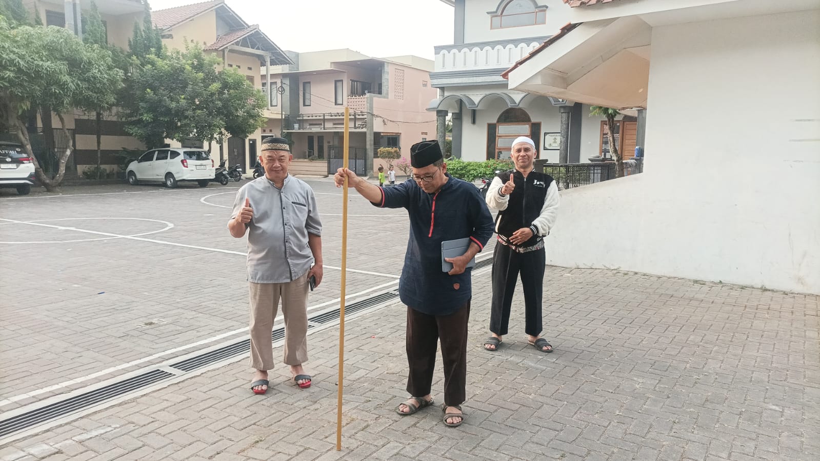 Masjid Baitul Makmur Mekarrahayu Ikuti Pengukuran Kiblat