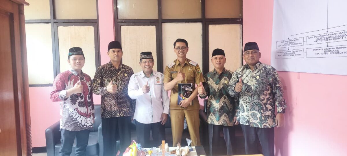 PAC LDII Baleendah Audiensi dengan Lurah Foto Bersama