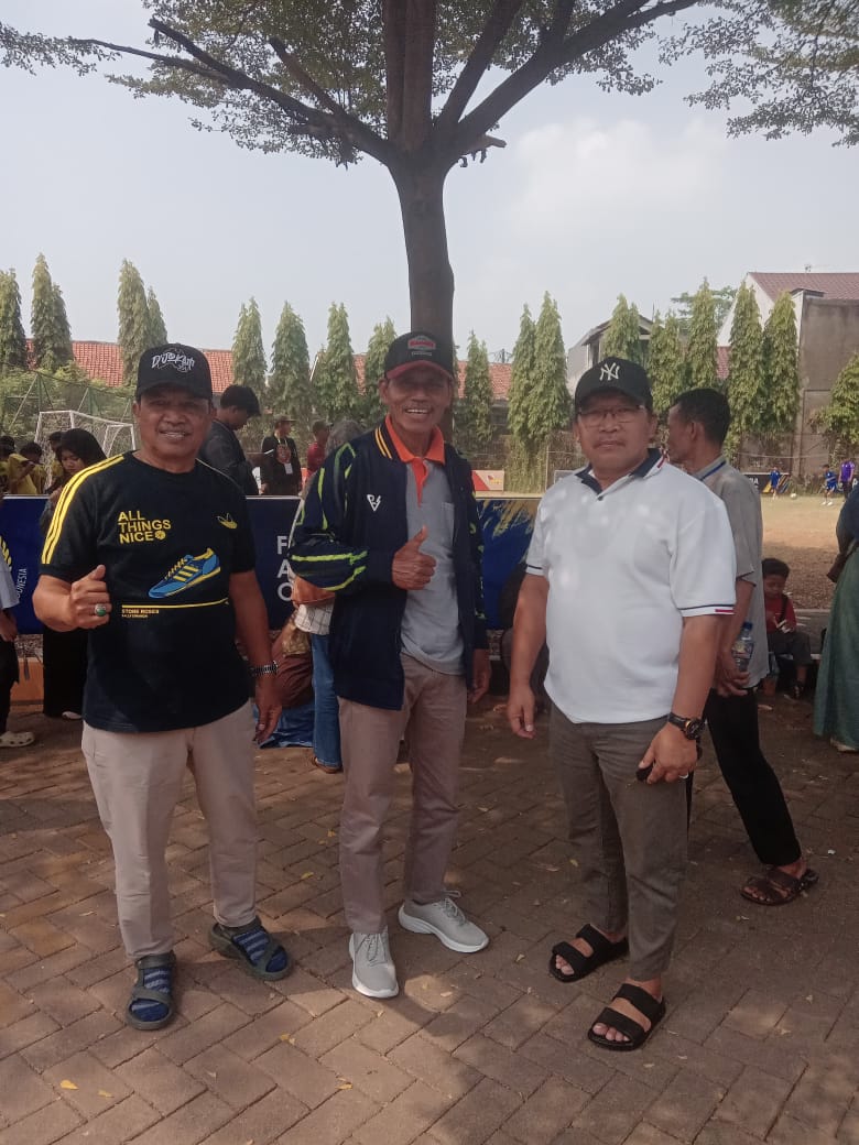 Wanhat dan pengurus DPD Kabupaten Bandung yang Mendukung Atlet Forsgi untuk Bertanding di Piala Bela Negara