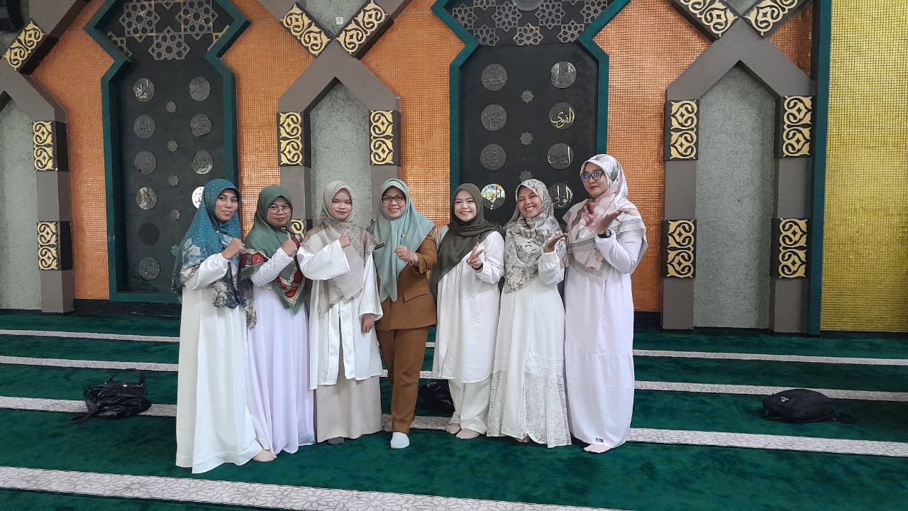 PPKK Uswatun Nisa LDII Kabupaten Bandung Foto Bersama